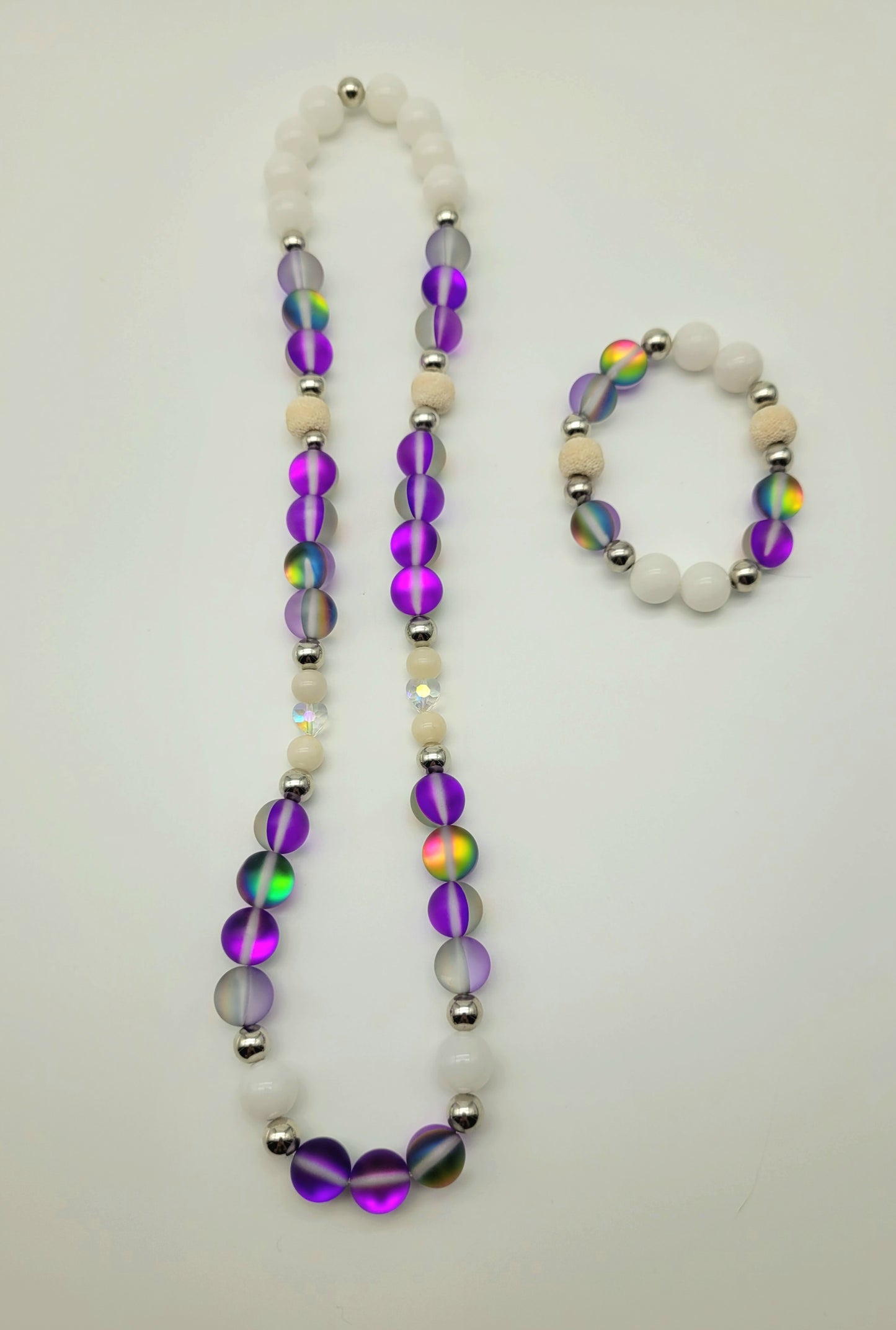 That’s a Vibe Necklace and Bracelet Set